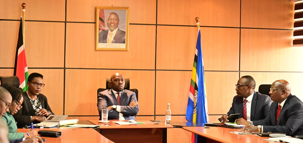 INTERIOR CS KIPCHUMBA MURKOMEN HOLDS MEETING WITH SDCS LEADERSHIP 