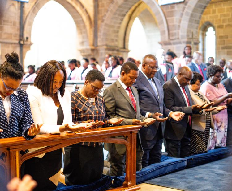 SENIOR GOVERNMENT OFFICIALS CONGREGATE AT ALL SAINTS CATHEDRAL FOR THANKSGIVING SERVICE