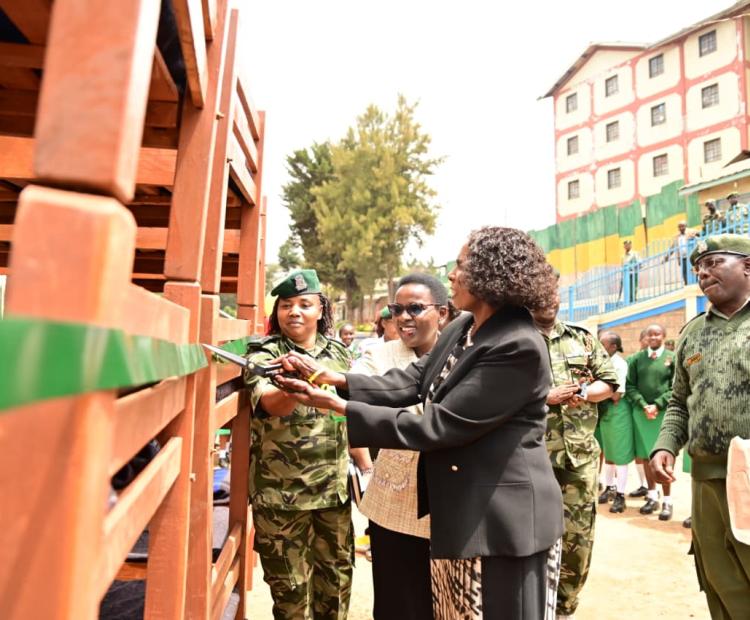 MERU GK PRISON RECEIVES DONATION OF BEDS, MATTRESSES AND BLANKETS FROM KAAGA GIRLS SENIOR SCHOOL 